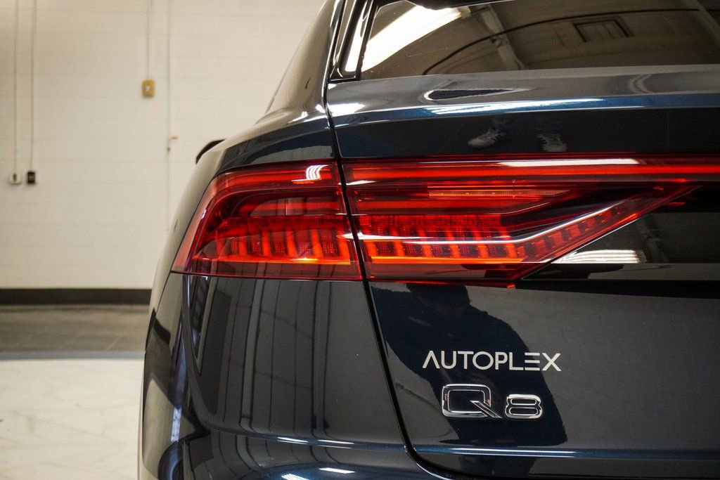 Used 2023 Audi Q8 Prestige w/ Prestige Package image 40