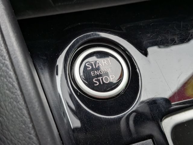 Used 2023 Nissan Versa SV FWD image 25