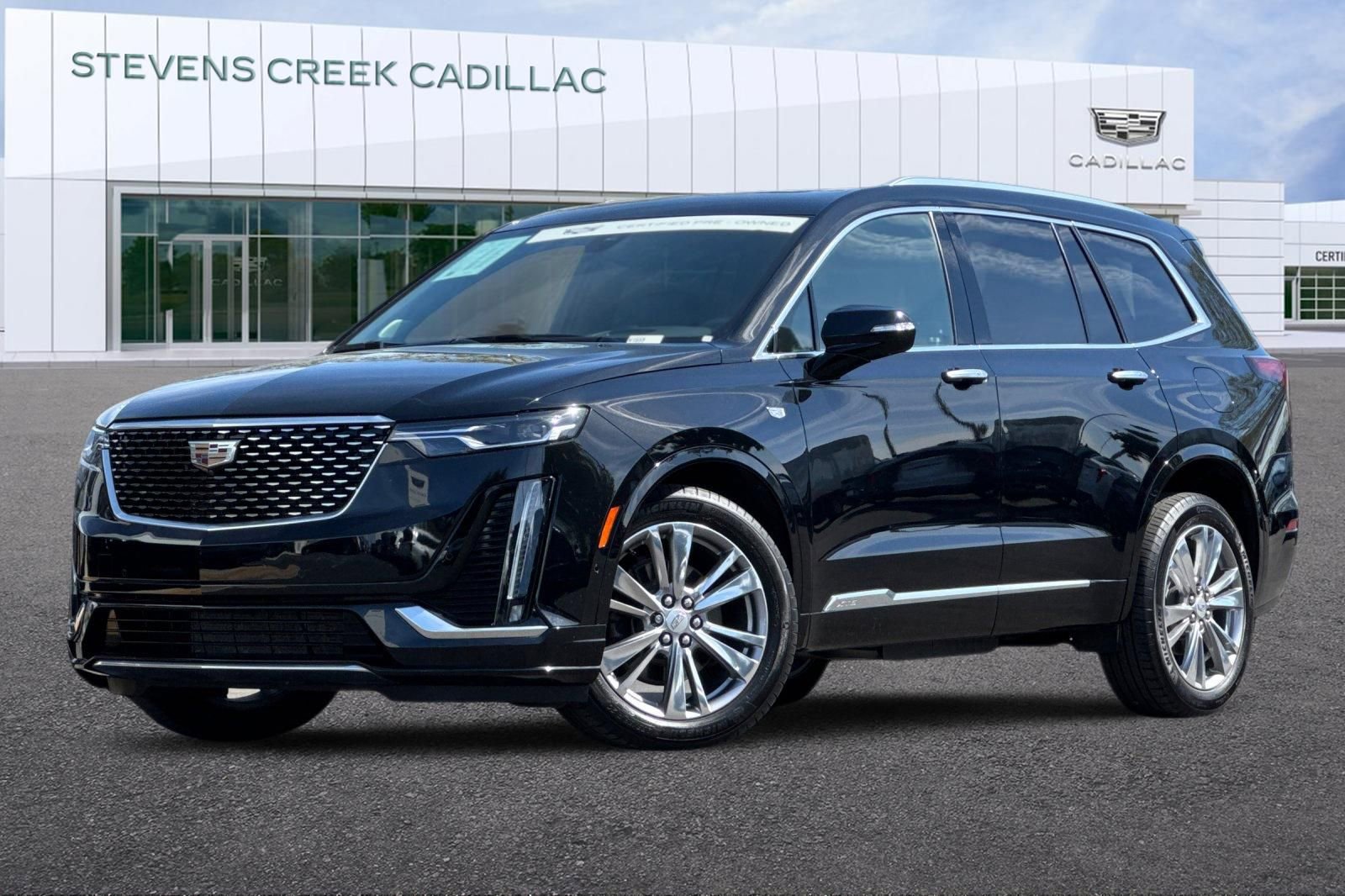 Certified 2023 Cadillac XT6 Premium Luxury w/ Technology Package image 7