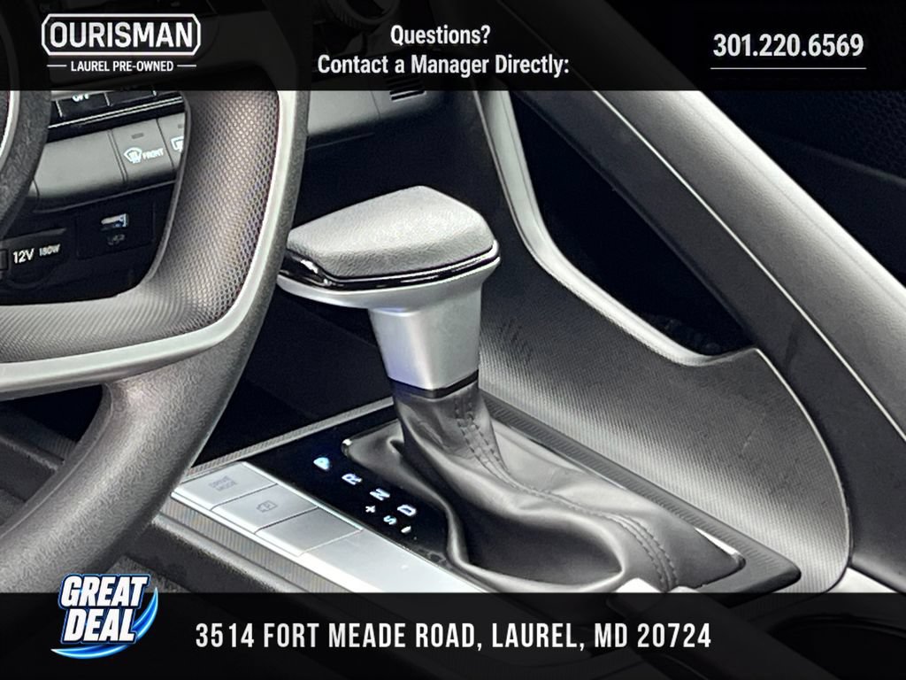 Used 2024 Hyundai Elantra SEL FWD image 16