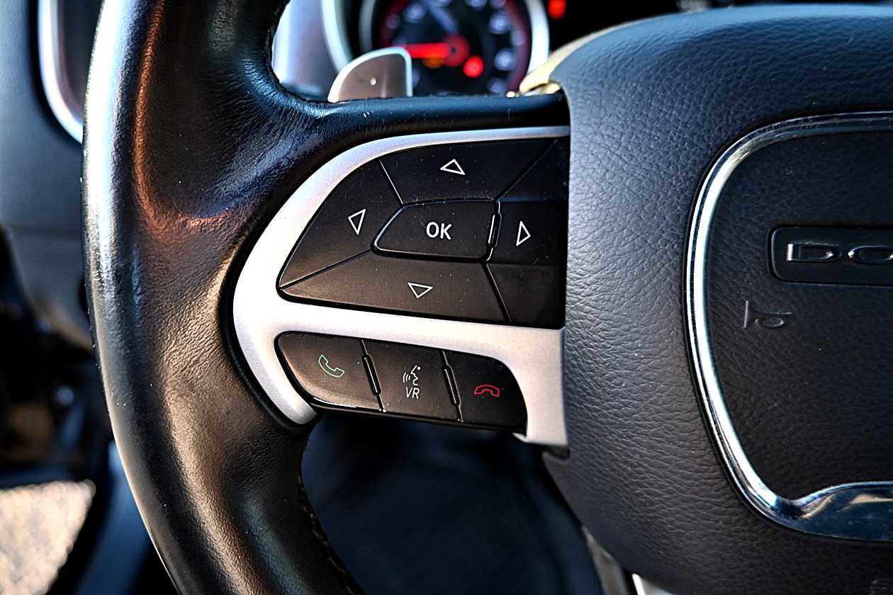 Used 2017 Dodge Charger R/T image 18