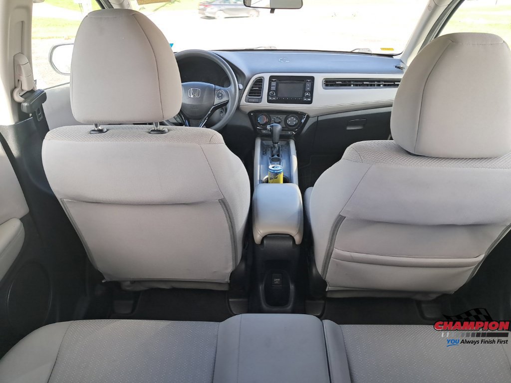 Used 2017 Honda HR-V LX image 24