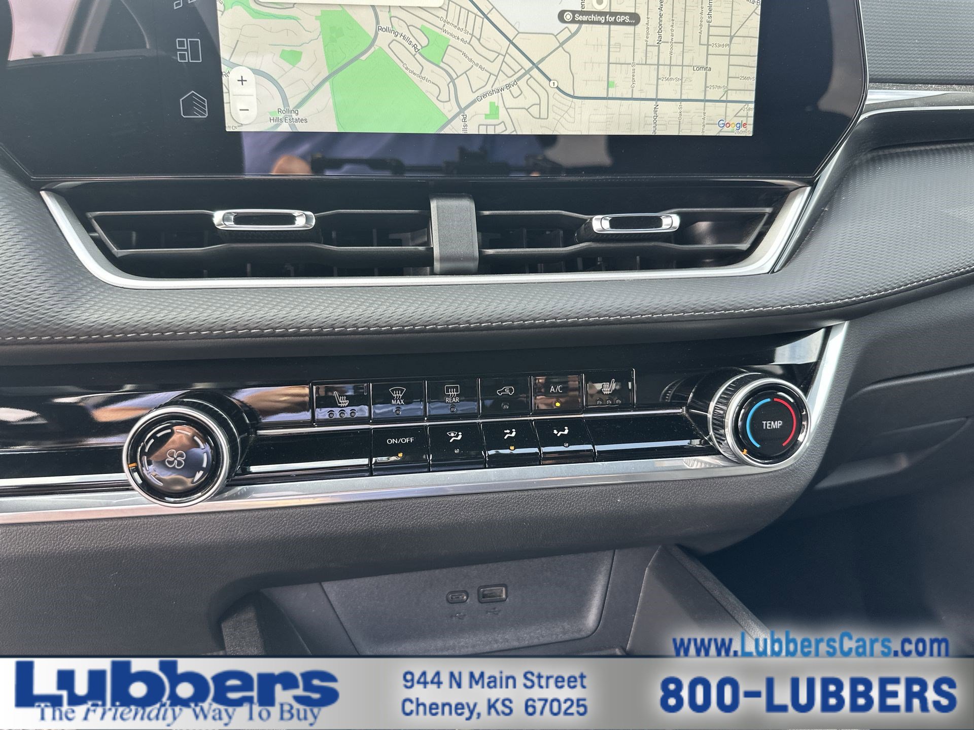 Used 2025 Chevrolet Equinox LT FWD image 18