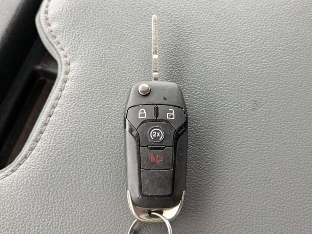 Used 2024 Ford F250 XL AWD/4WD image 27