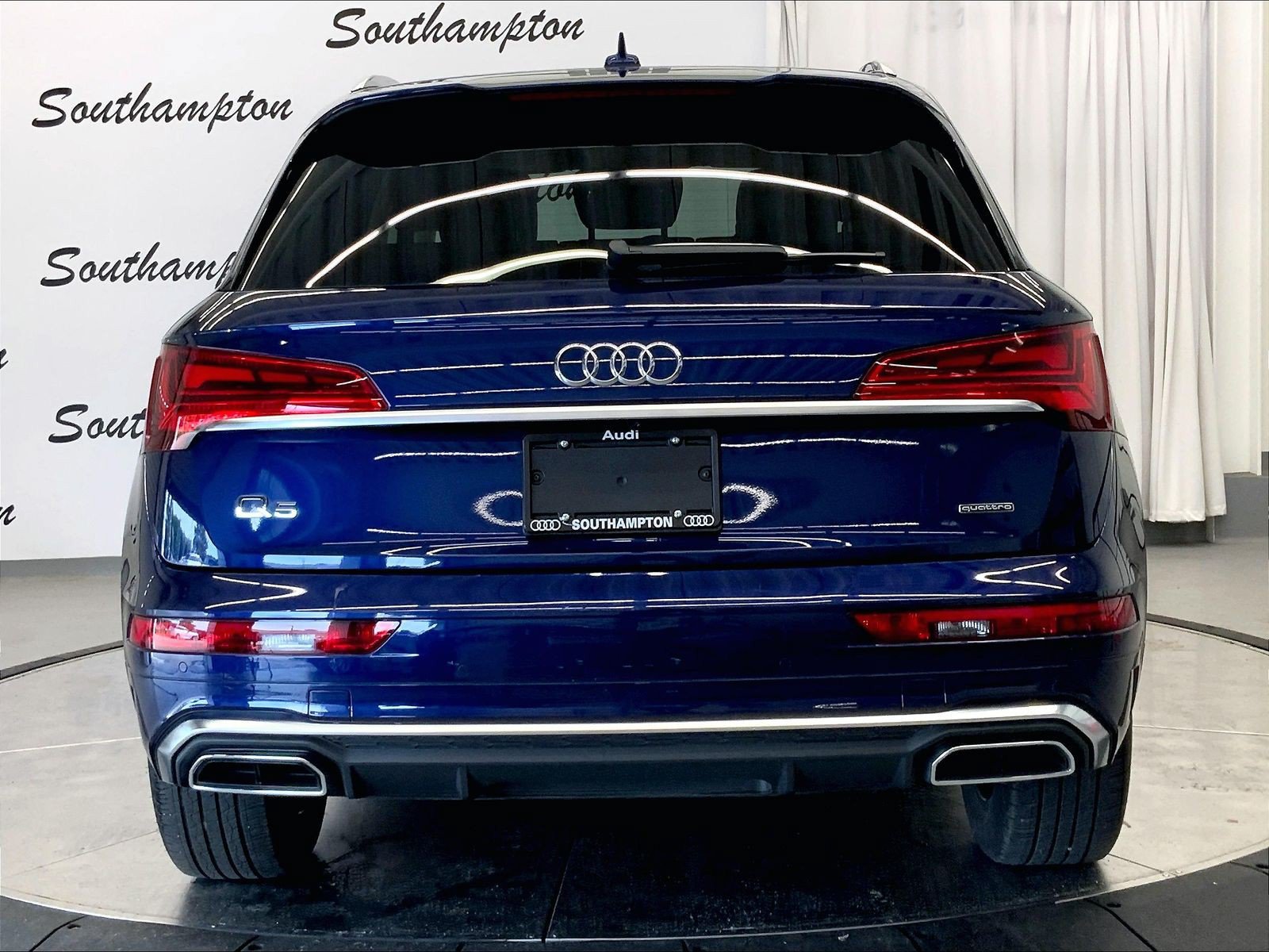 Certified 2023 Audi Q5 2.0T Premium Plus w/ Premium Plus Package AWD/4WD image 3