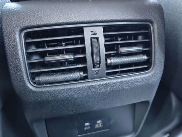 Certified 2023 Nissan Rogue SV image 28