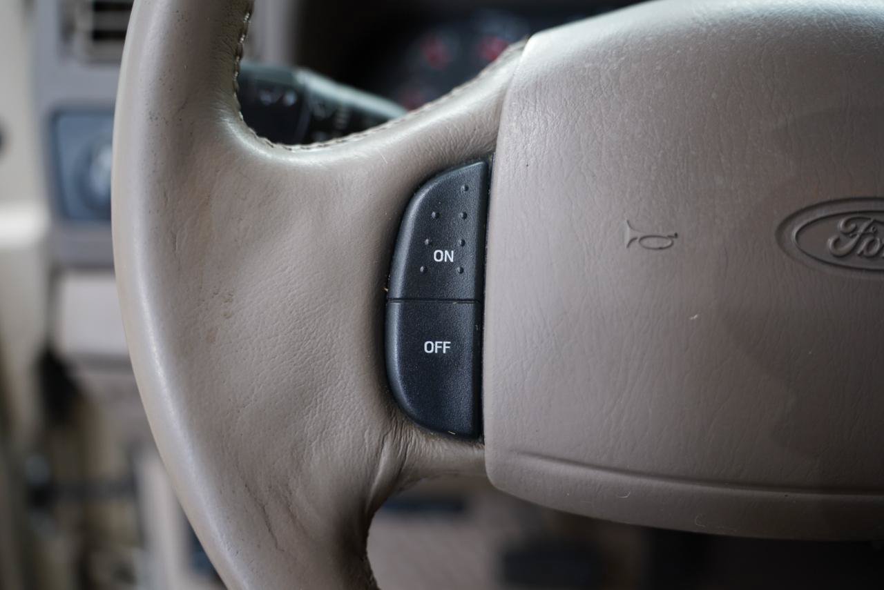 Used 2000 Ford F250 Lariat AWD/4WD image 13