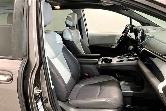 Used 2022 Toyota Sienna XSE AWD/4WD image 37