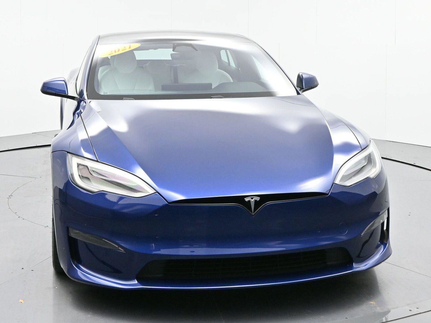 Used 2021 Tesla Model S Plaid video 2