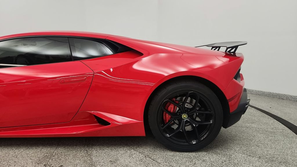 Used 2017 Lamborghini Huracan LP 580-2 RWD image 46