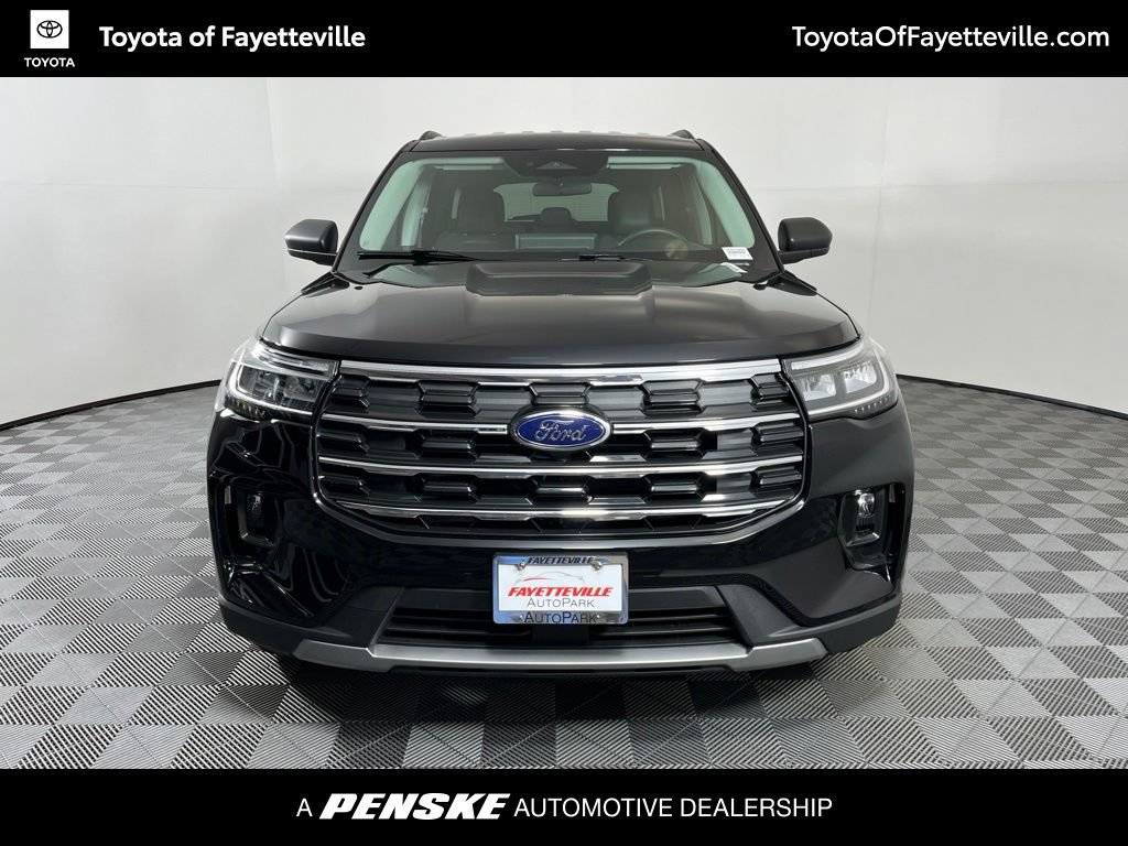 Used 2025 Ford Explorer Active w/ Active Comfort Package AWD/4WD image 7