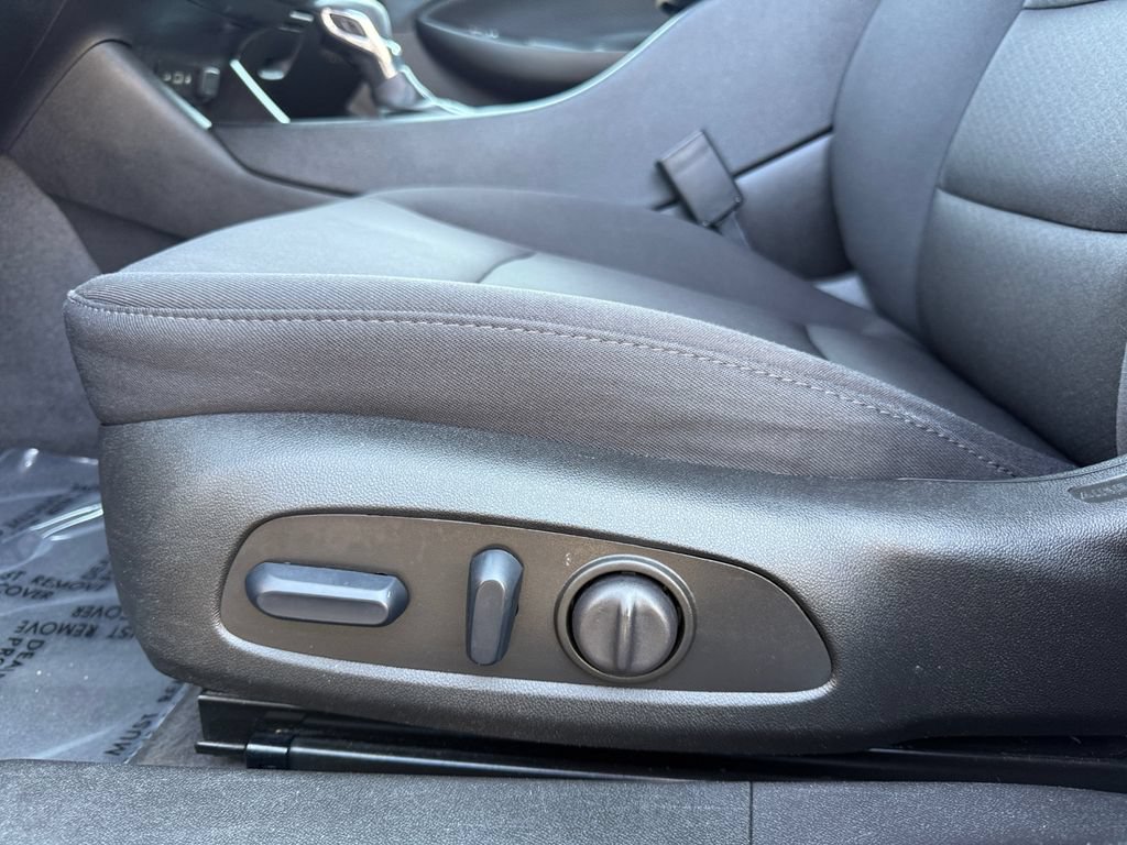 Used 2024 Chevrolet Malibu LT FWD image 10