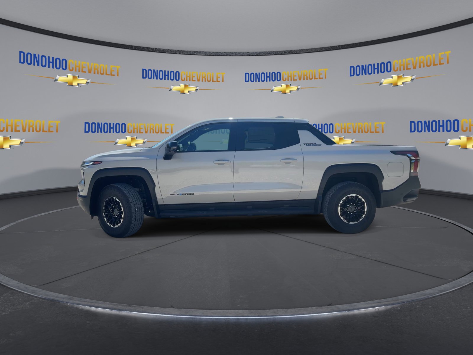 New 2026 Chevrolet Silverado EV Trail Boss w/ Premium Package image 8