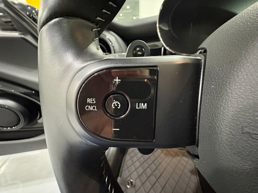 Used 2023 MINI Cooper S image 12