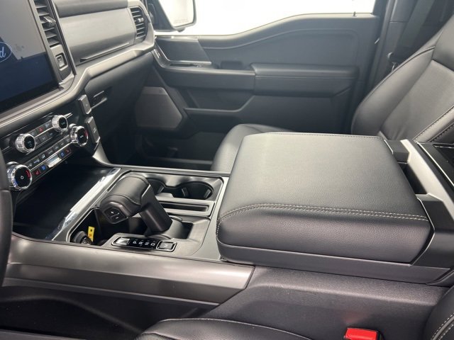 New 2025 Ford F150 Lariat w/ Equipment Group 501A Mid image 15