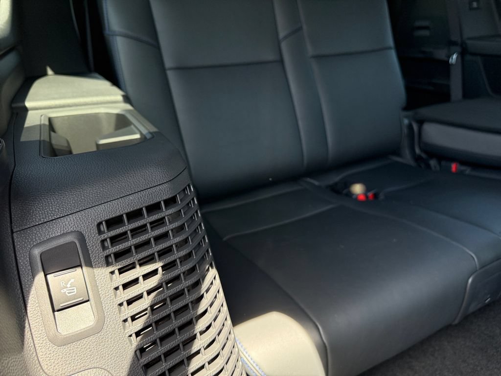 New 2026 Toyota Sequoia Platinum AWD/4WD image 32