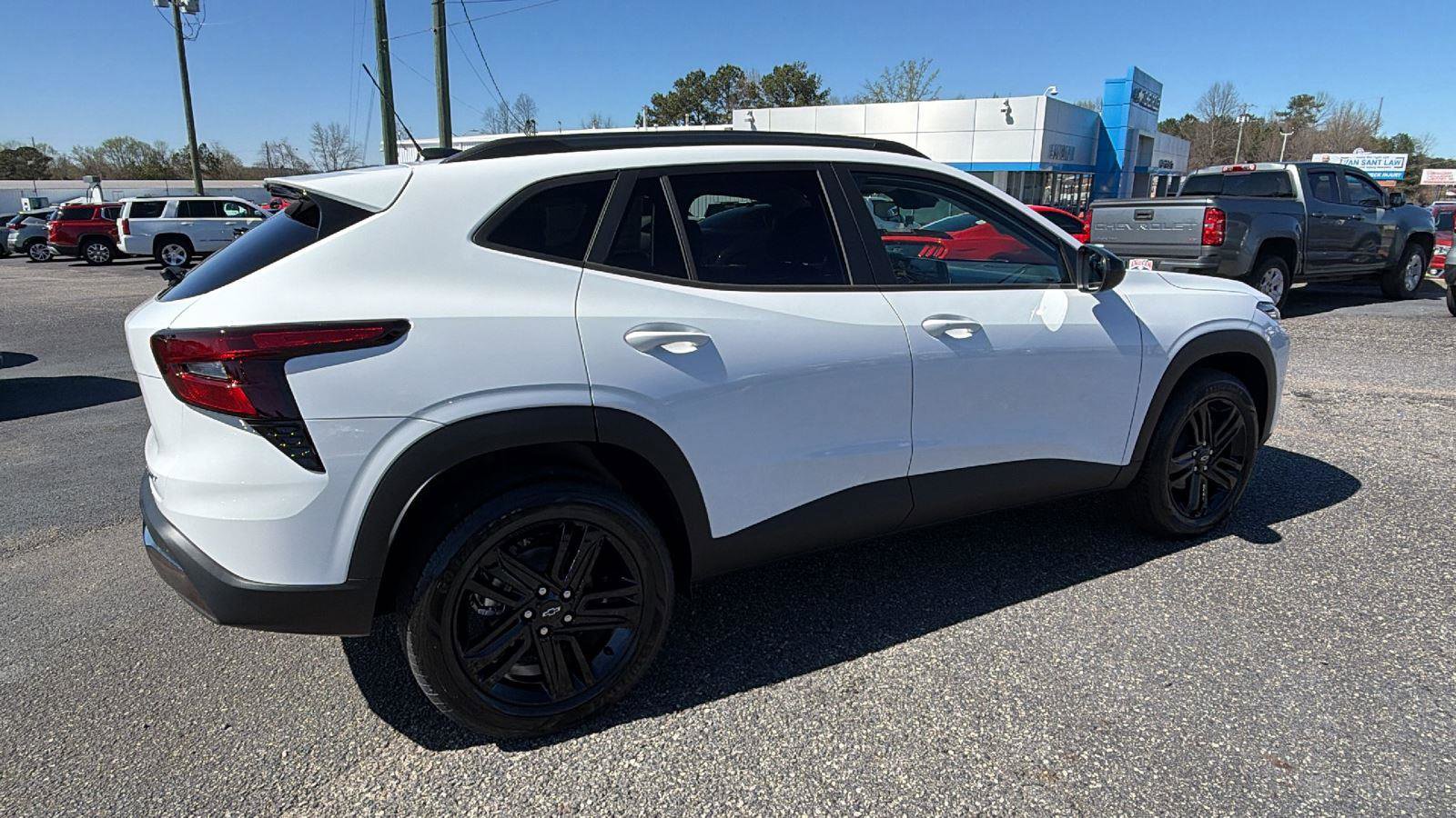 New 2026 Chevrolet Trax ACTIV w/ Driver Confidence Package FWD image 5