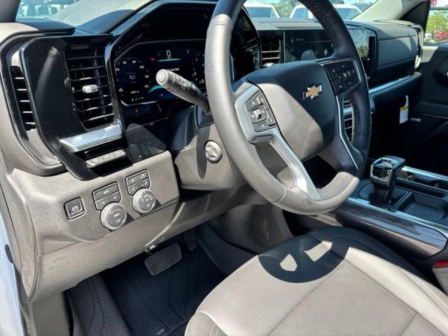 New 2026 Chevrolet Silverado 1500 LTZ w/ Technology Package AWD/4WD image 14