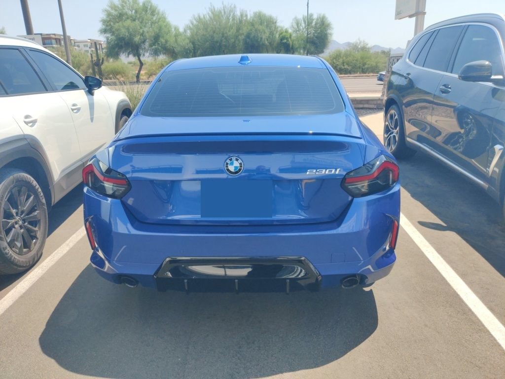 Certified 2025 BMW 230i Coupe w/ M Sport Package RWD image 5