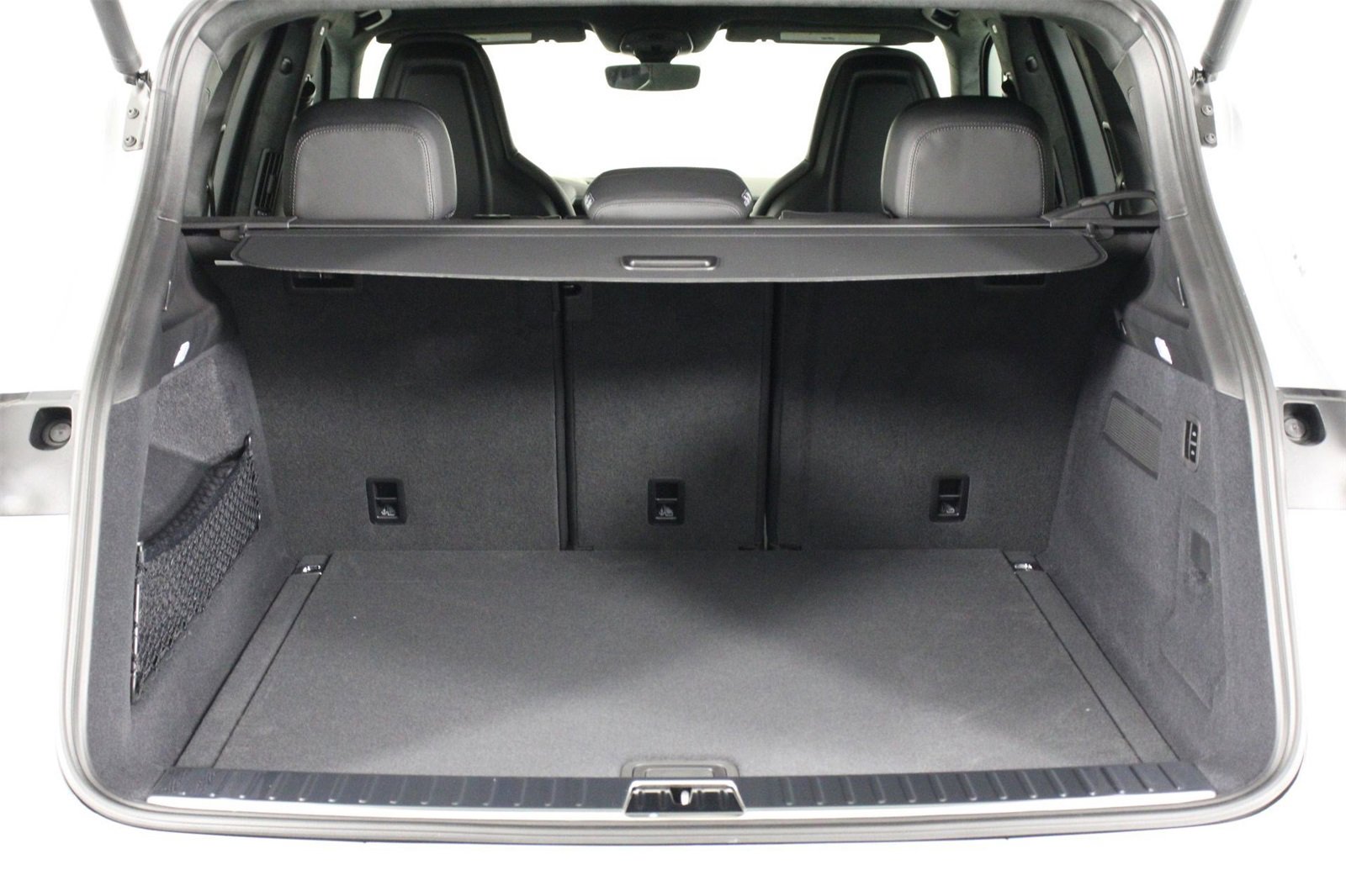 New 2026 Porsche Cayenne GTS image 19