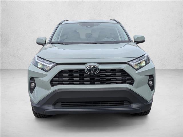 Used 2023 Toyota RAV4 XLE Premium FWD image 3