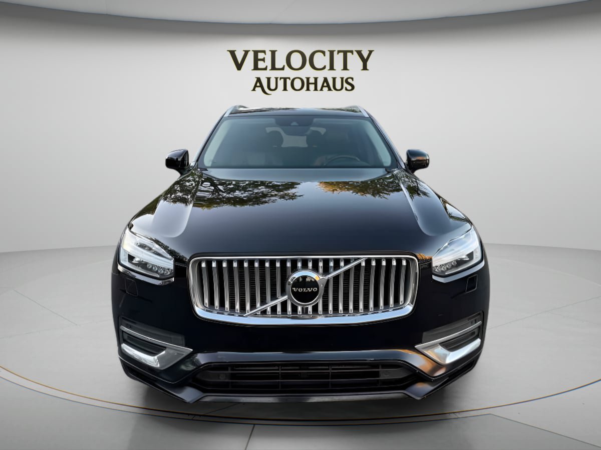 Used 2022 Volvo XC90 T6 Inscription w/ Climate Package AWD/4WD image 2