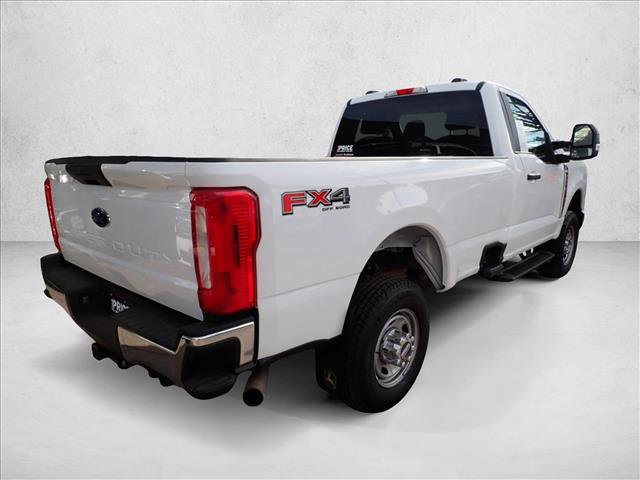 Used 2024 Ford F350 XLT w/ FX4 Off-Road Package image 4