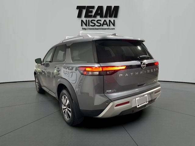 Certified 2025 Nissan Pathfinder SL AWD/4WD image 4