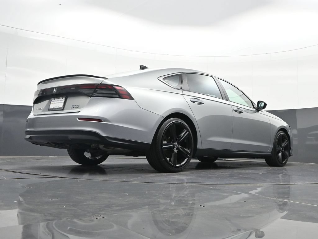 Used 2024 Honda Accord Sport image 33