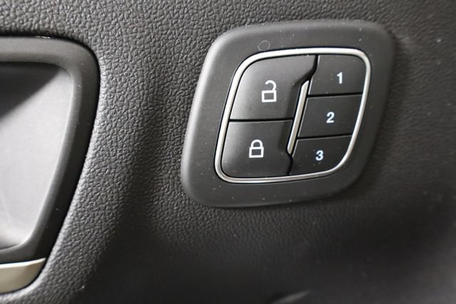 Used 2020 Ford Escape SEL FWD image 22