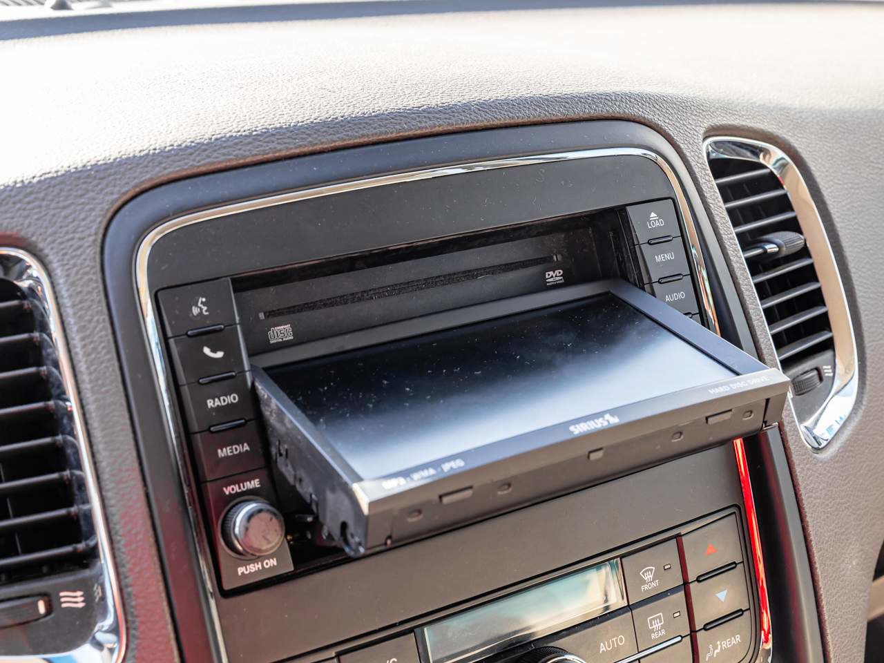 Used 2011 Dodge Durango Crew w/ Trailer Tow Group IV image 16