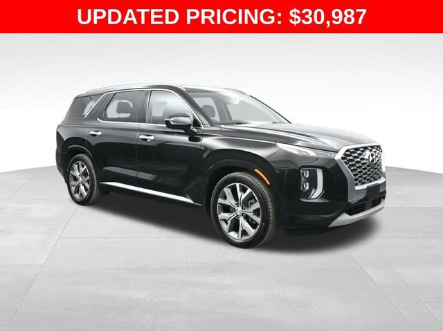 Used 2022 Hyundai Palisade Limited w/ Winter Package