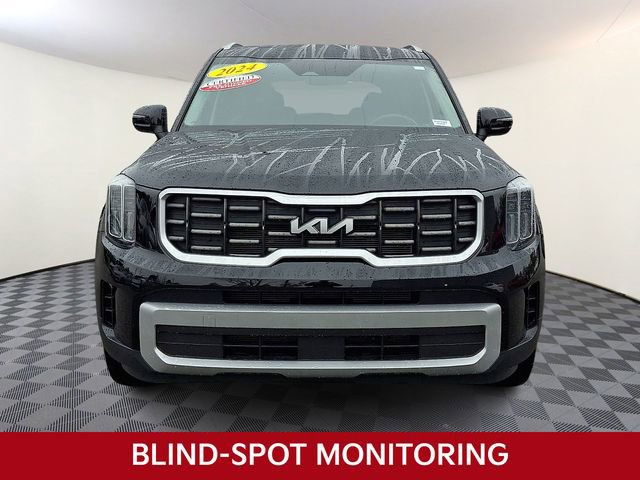 Used 2024 Kia Telluride S image 2