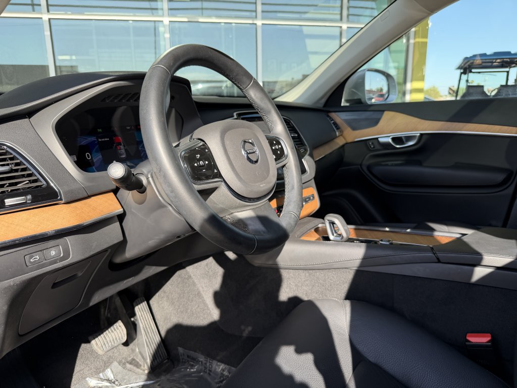 Used 2024 Volvo XC90 T8 Plus w/ Protection Package Premier AWD/4WD image 33