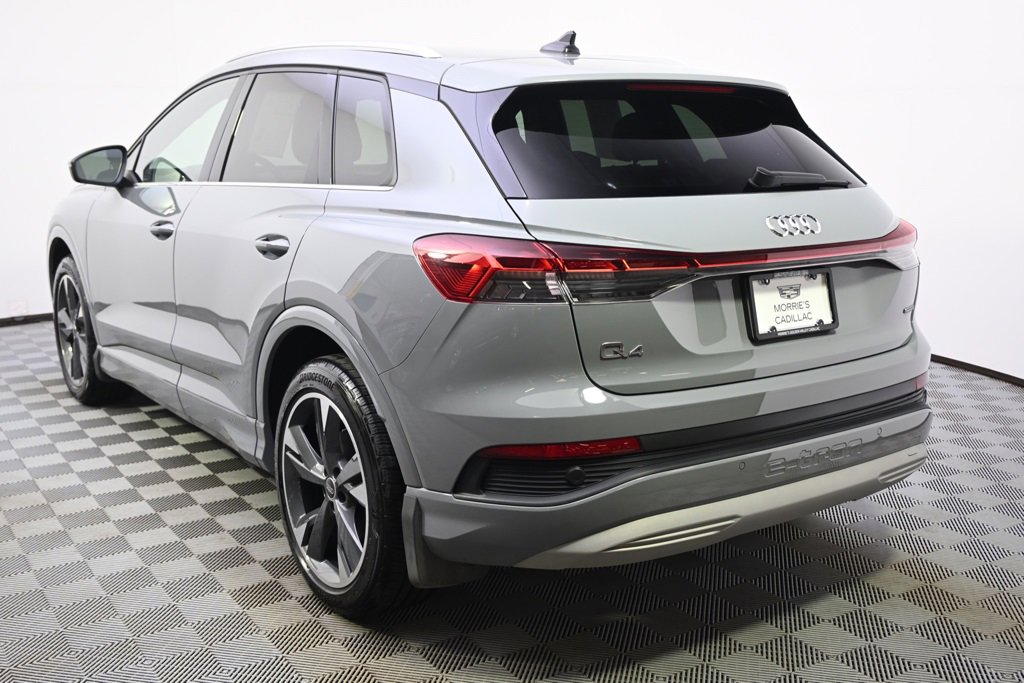 Used 2022 Audi Q4 e-tron Premium w/ Convenience Package image 3