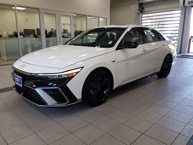 Certified 2025 Hyundai Elantra N Line FWD image 2