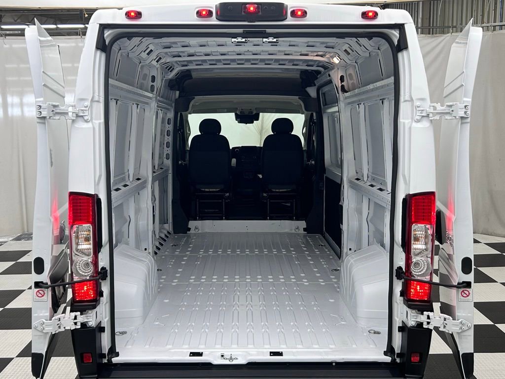 New 2026 RAM ProMaster 2500 w/ Power Group image 9