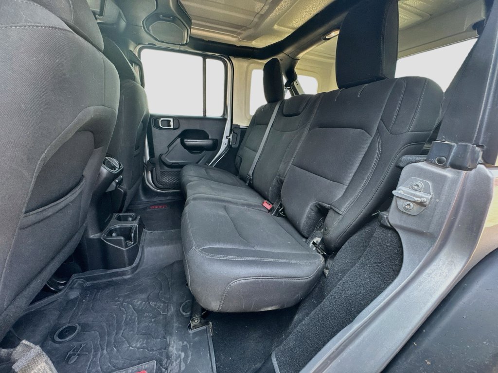 Used 2018 Jeep Wrangler Unlimited Sport S AWD/4WD image 22