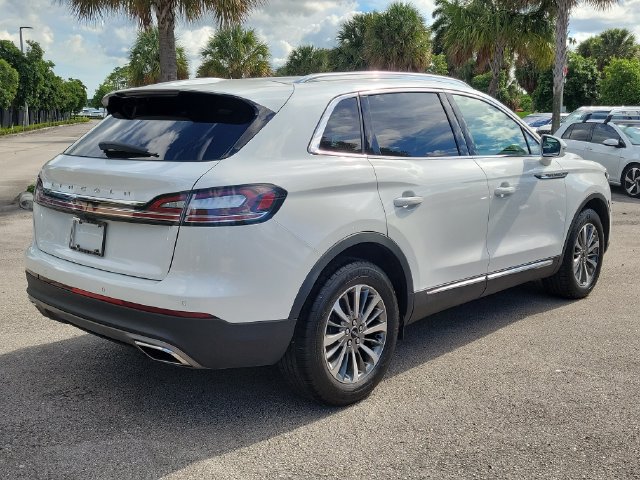 Certified 2023 Lincoln Nautilus AWD image 6