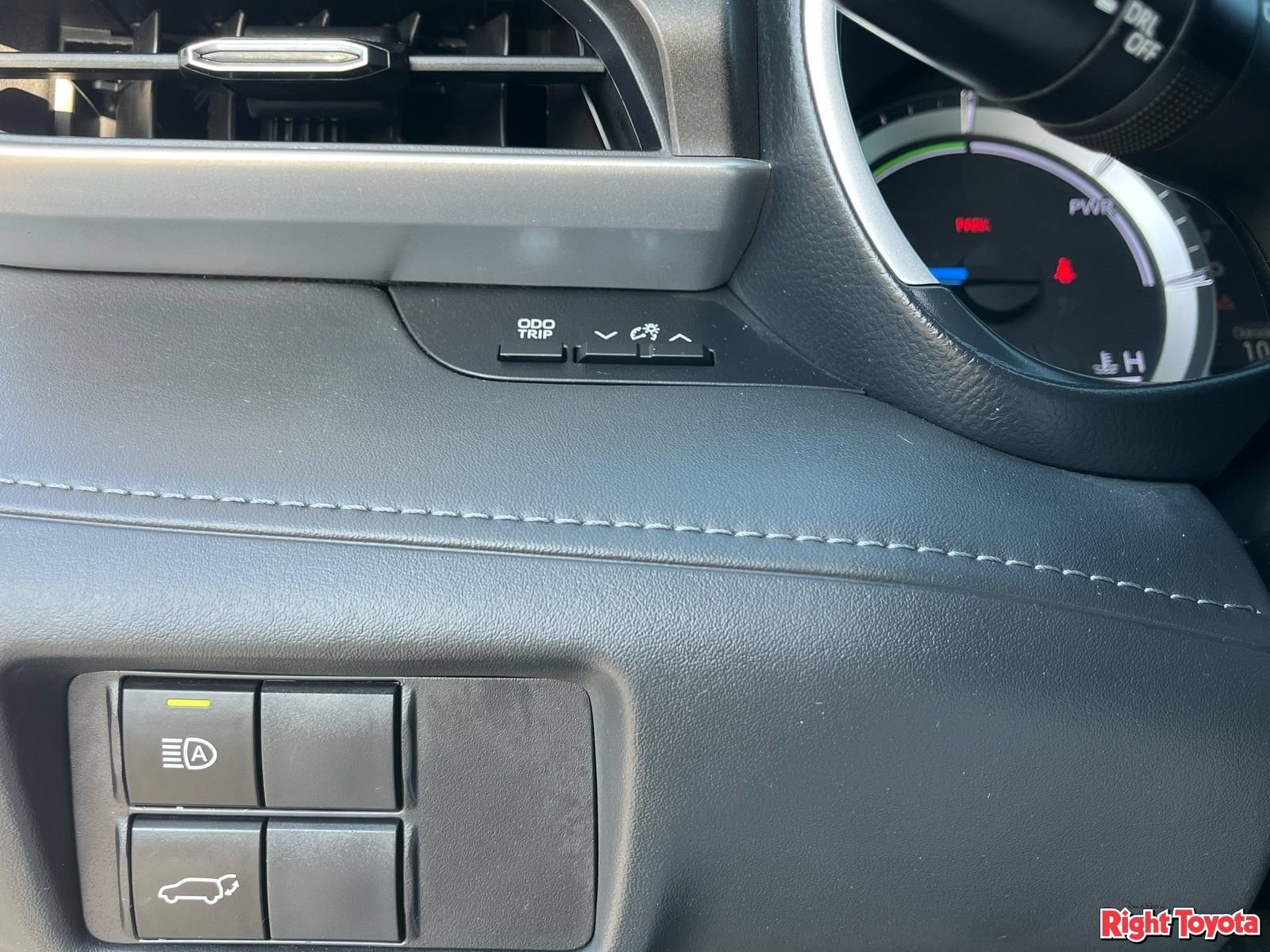 Used 2023 Toyota Highlander XLE FWD image 31