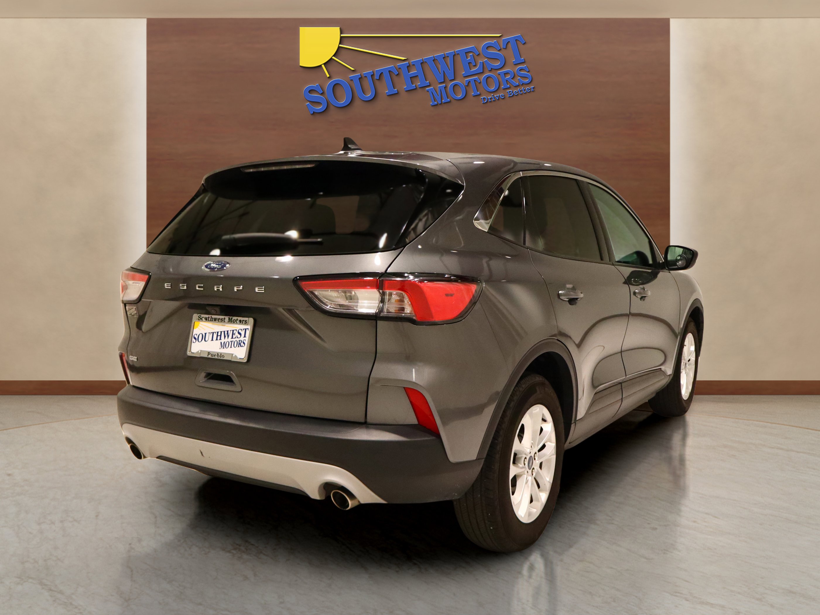 Used 2022 Ford Escape SE w/ Convenience Package image 4