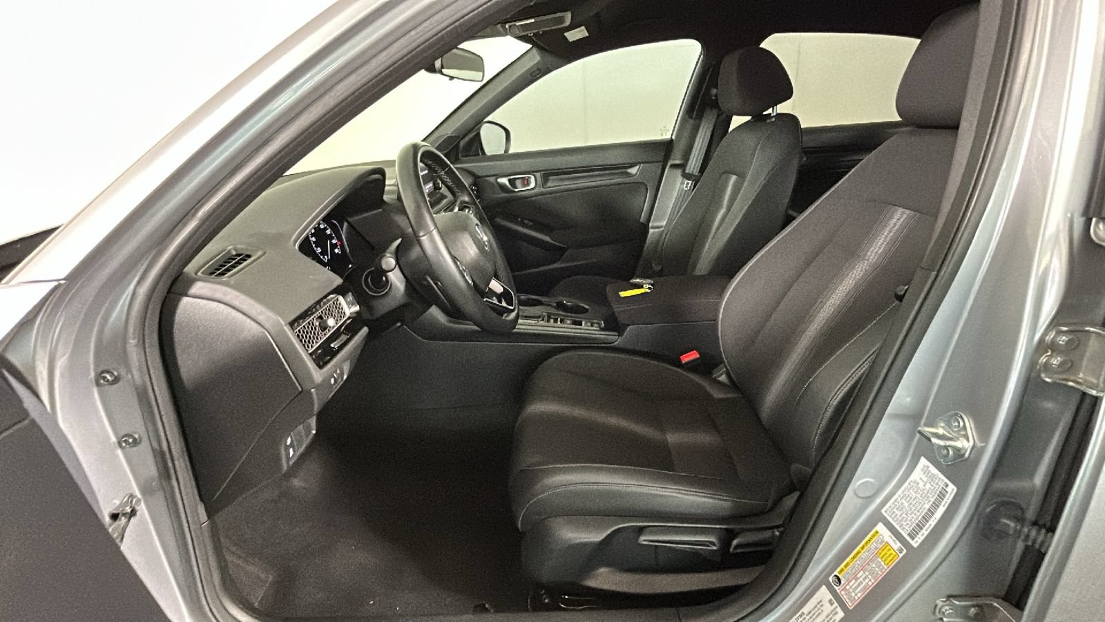 Used 2023 Honda Civic Sport image 11