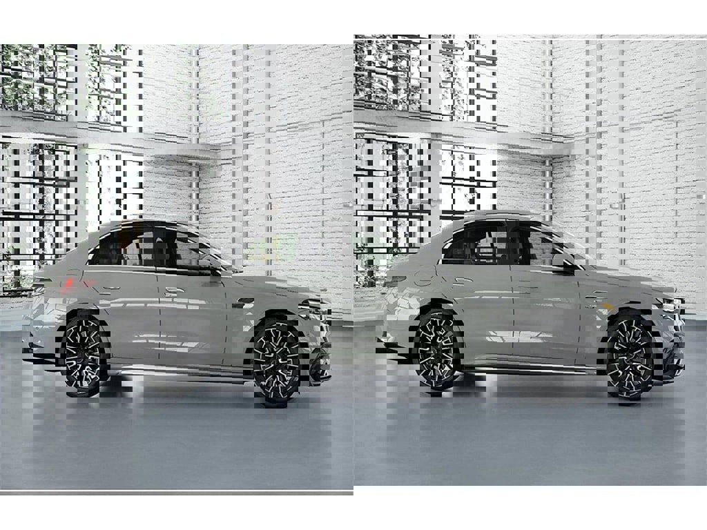 New 2026 Mercedes-Benz E 53 AMG e 4MATIC Sedan image 15