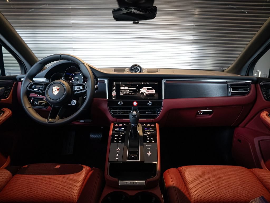 New 2026 Porsche Macan GTS AWD/4WD image 25