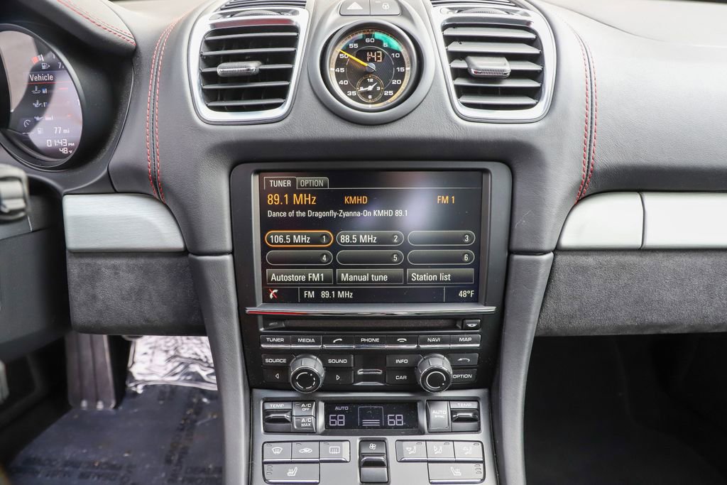 Used 2016 Porsche Cayman GT4 image 21