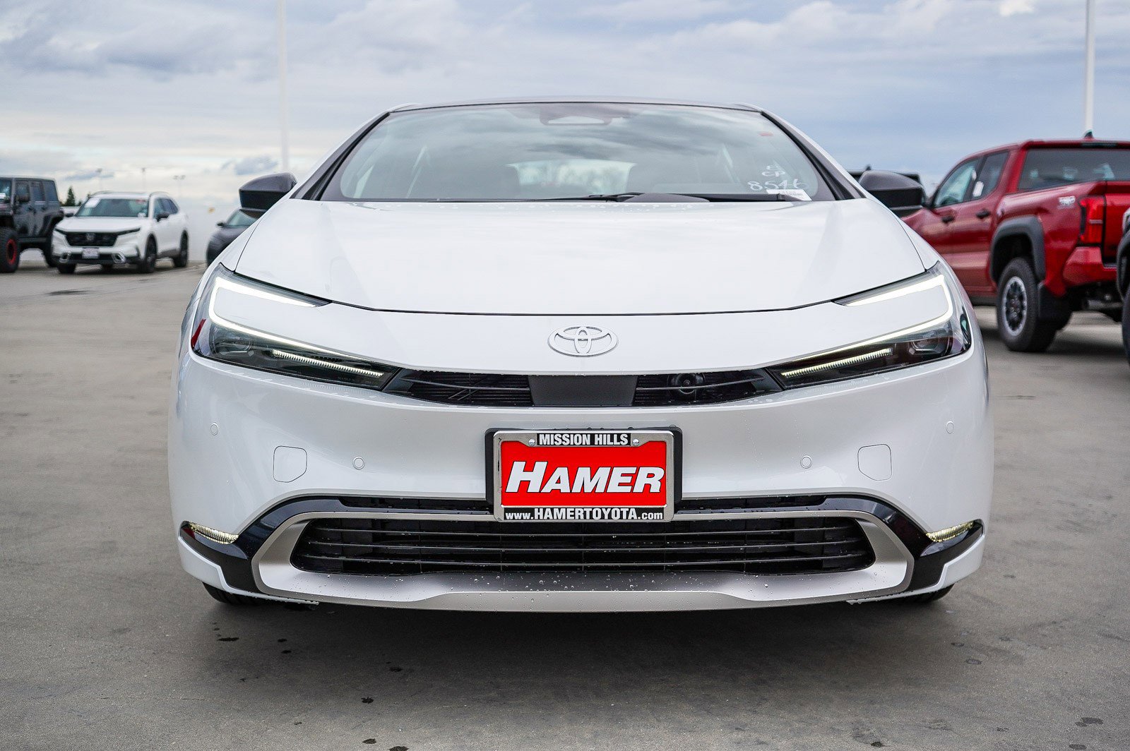 New 2026 Toyota Prius Plug-In Hybrid FWD image 2