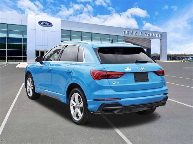 Used 2020 Audi Q3 2.0T Premium w/ Convenience Package image 2