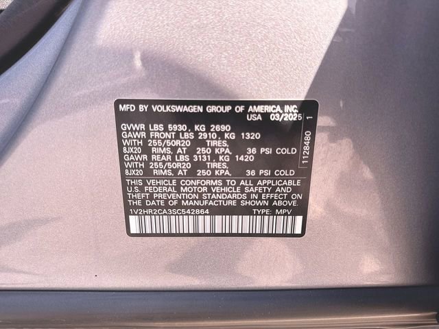 Used 2025 Volkswagen Atlas SE AWD/4WD image 32