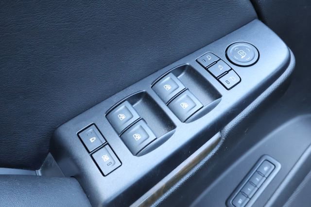 Used 2019 GMC Yukon Denali w/ Denali Ultimate Package image 14