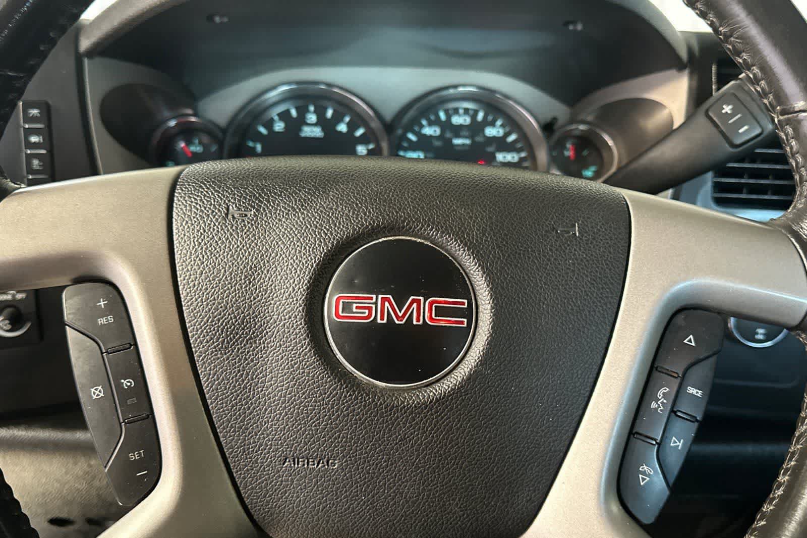 Used 2013 GMC Sierra 2500 SLE AWD/4WD image 26